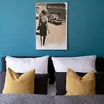 Bella - Business&family - 2 Direkt Neben Schloss, Parkplatz, Smarttv, Netflix, Waschmaschine, 24h Checkin, 71qm, Kingsizebett, Hotelbettwaesche Ludwigsbourg