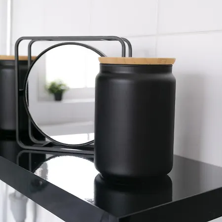 Bella - Business&family - 2 Direkt Neben Schloss, Parkplatz, Smarttv, Netflix, Waschmaschine, 24h Checkin, 71qm, Kingsizebett, Hotelbettwaesche *